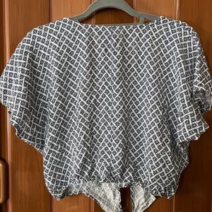 Blue and white comfy top